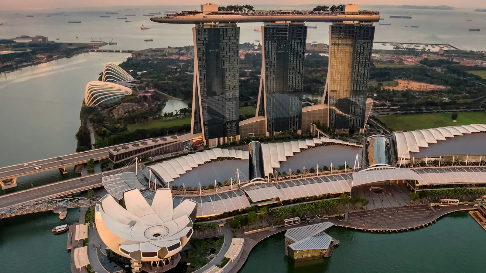 Gardens by the Bay i Singapore Gardens by the Bay i Singapore